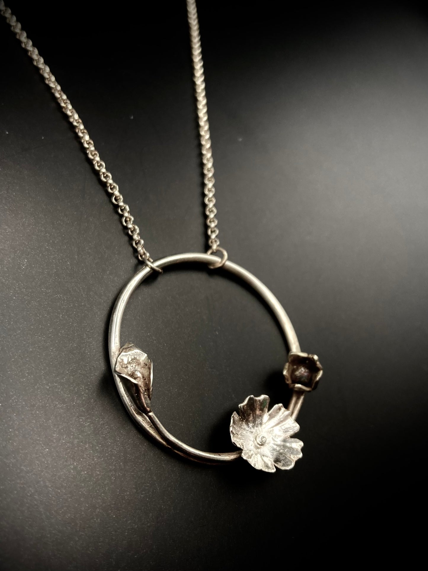 Ronde bloemenketting