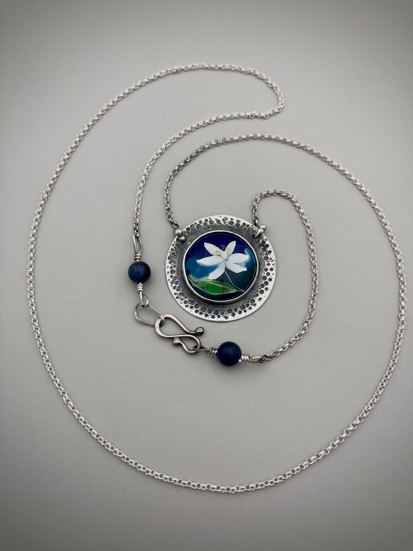 Wild garlic necklace